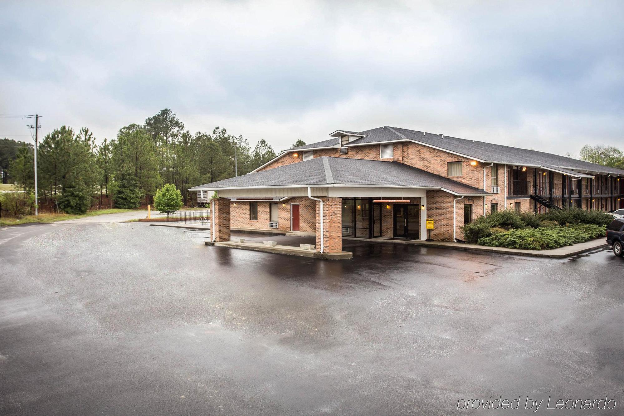 Econo Lodge Inn & Suites Lugoff Exterior photo